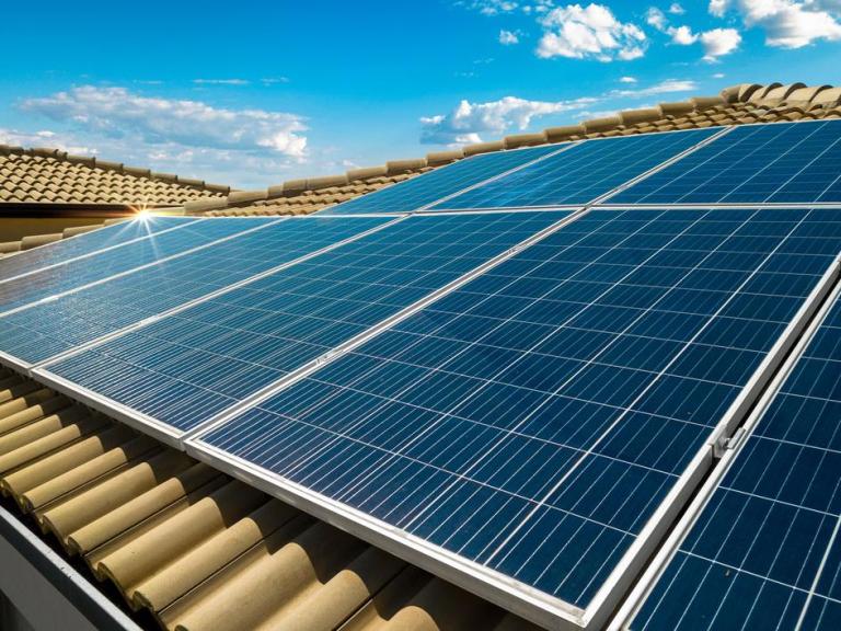 Nettoyage des panneaux solaires à Metz, les bonnes pratiques